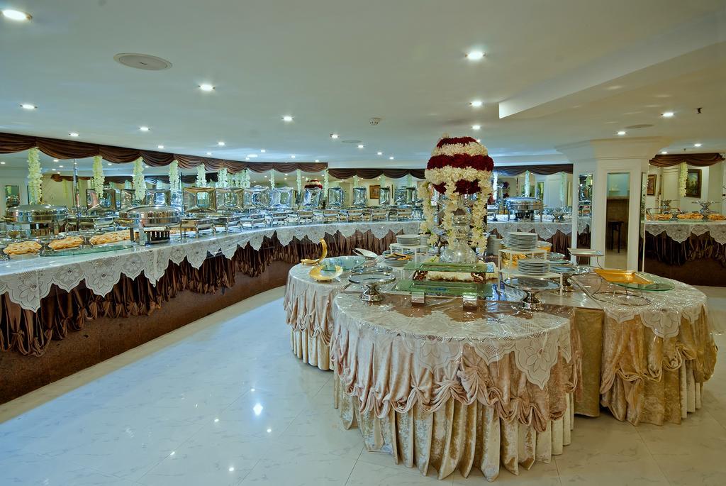 Royal Casablanca Hotel Jeddah Exterior photo
